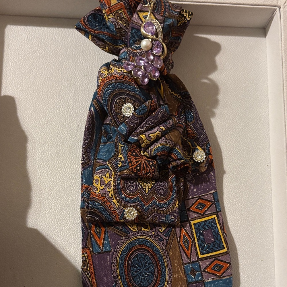 Elegant Multicolor Patterned Scarf